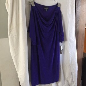 Frank Lyman cold shoulder dress